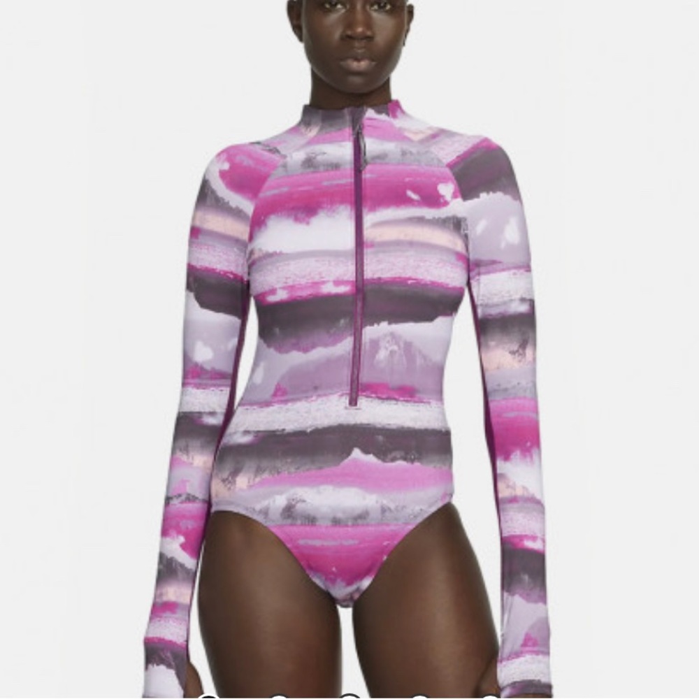 Nike Women’s Adventure Zip Front Long Sleeve Rash Guard Swimsuit MSRP $124